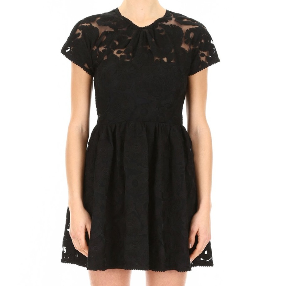 *In Season* Red Valentino
